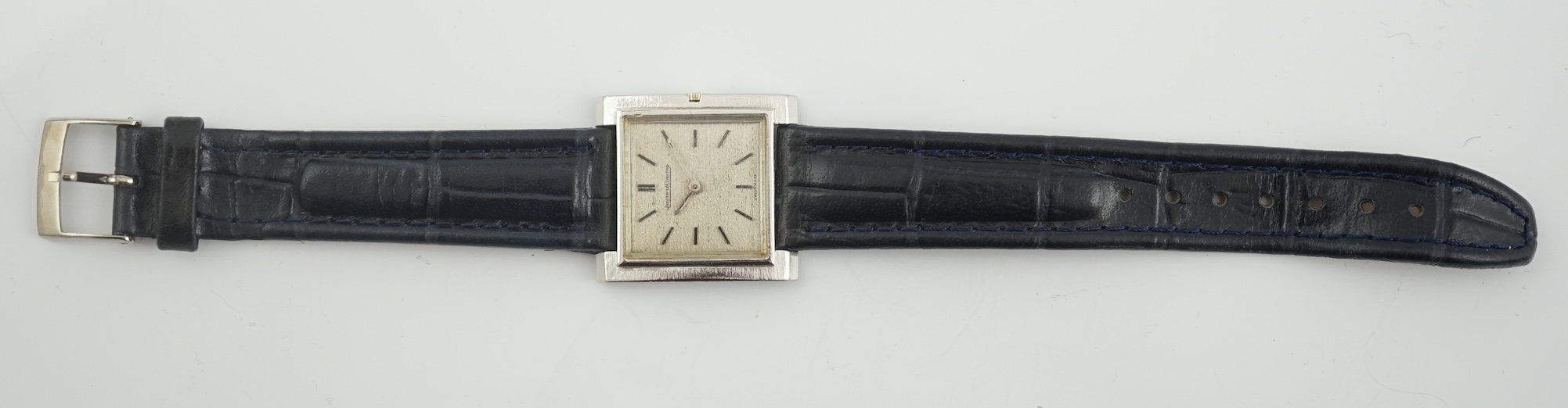 A gentleman's 18ct white gold Jaeger LeCoultre manual wind dress wrist watch
